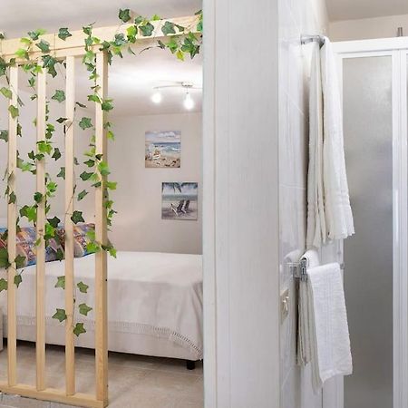 Appartement Casa Della Nonna Teresa à Bordighera Extérieur photo