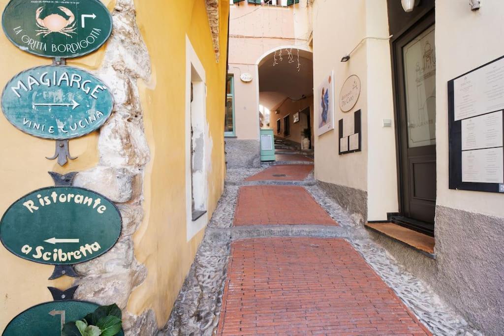 Appartement Casa Della Nonna Teresa à Bordighera Extérieur photo